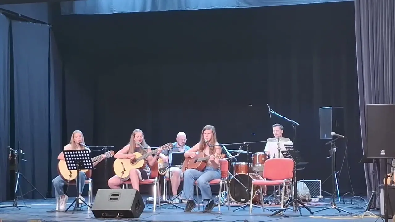 Video: Katja, Ajda, Neža