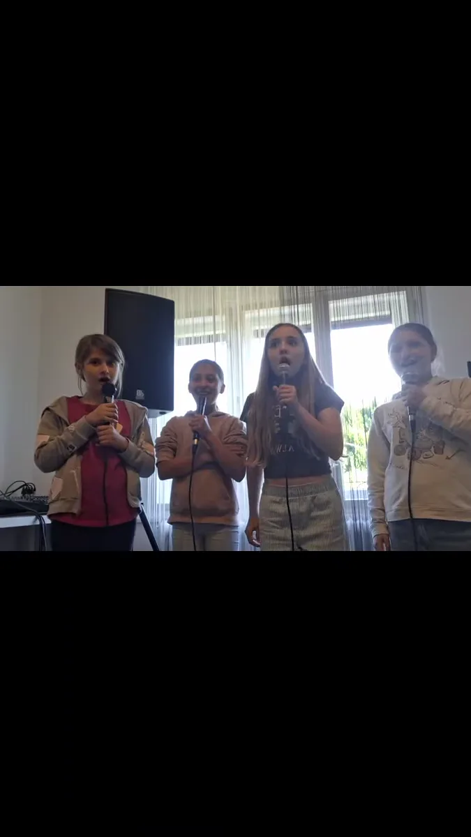 Video: Neža, Lena, Mila in Iris